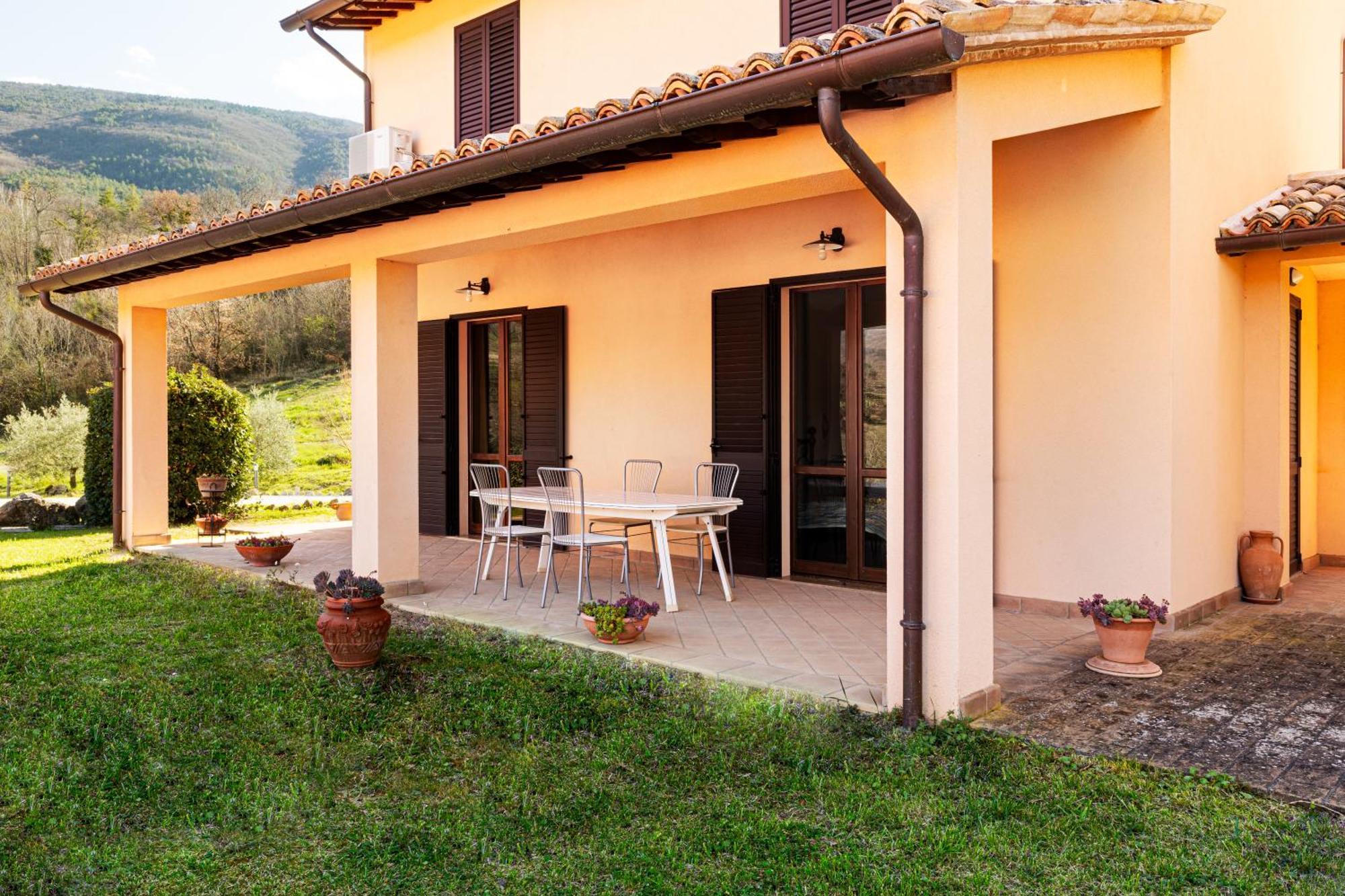 Relais Parco Del Subasio Villa Piano Delle Pieve Luaran gambar