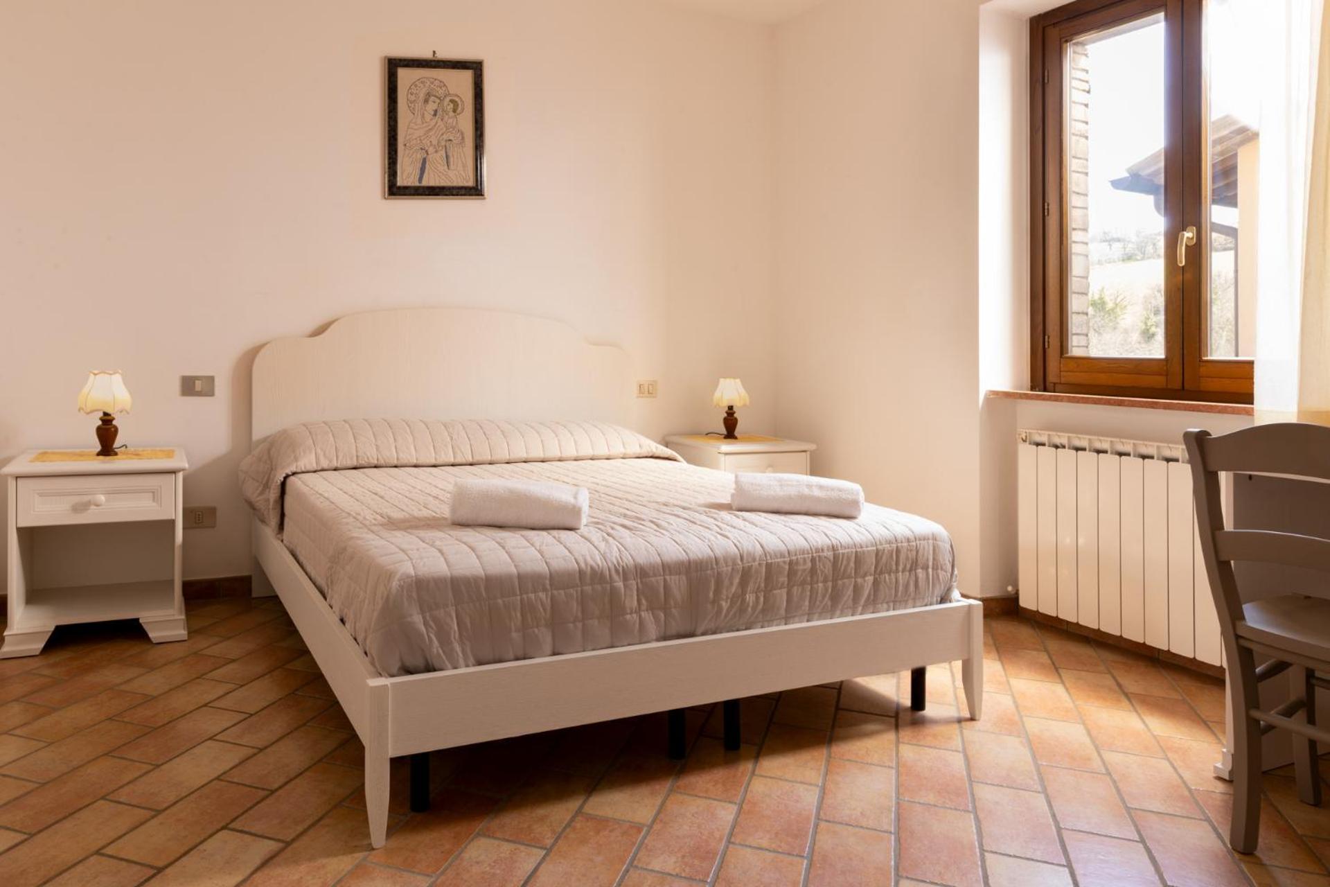 Relais Parco Del Subasio Villa Piano Delle Pieve Luaran gambar