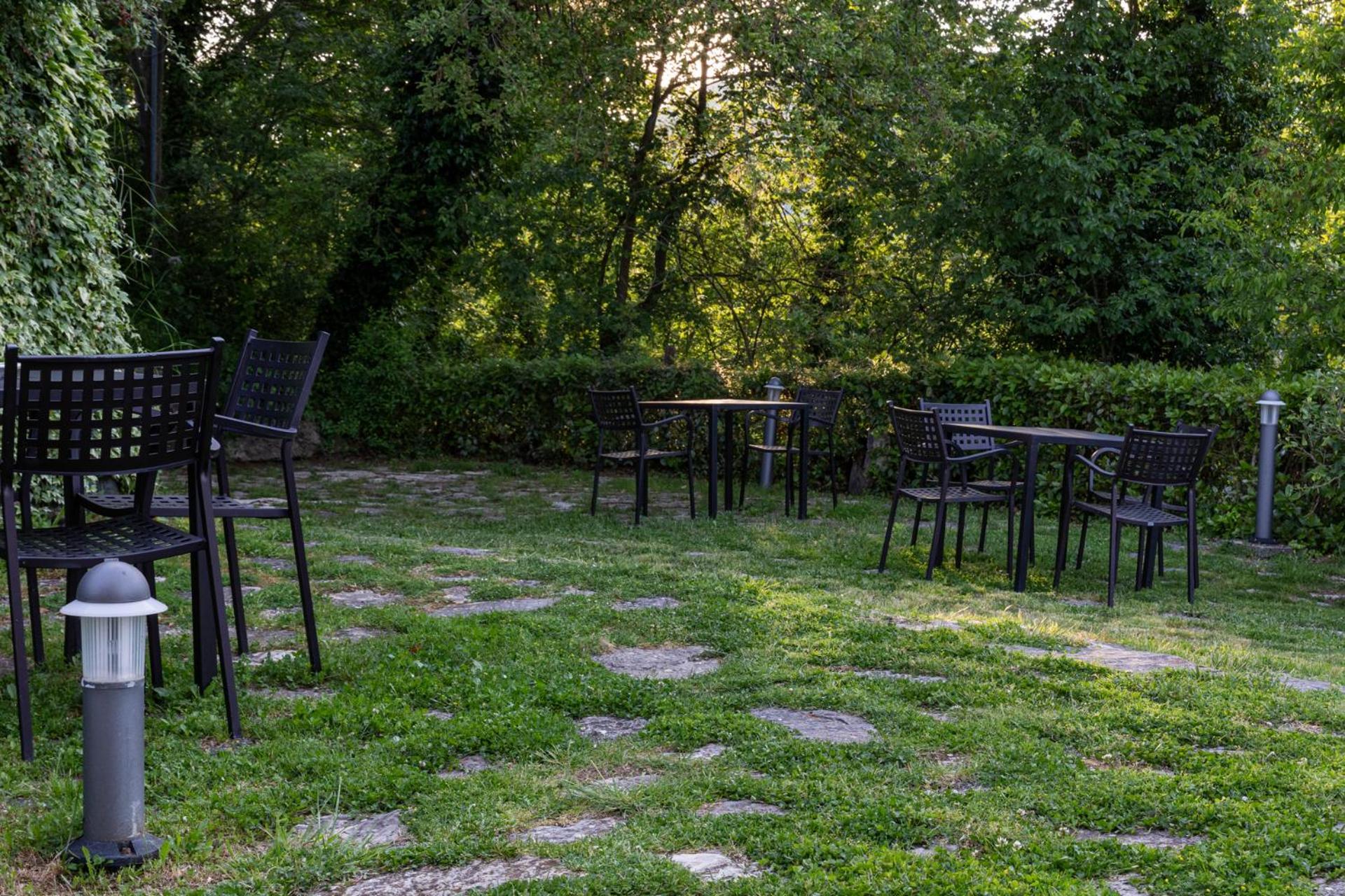 Relais Parco Del Subasio Villa Piano Delle Pieve Luaran gambar