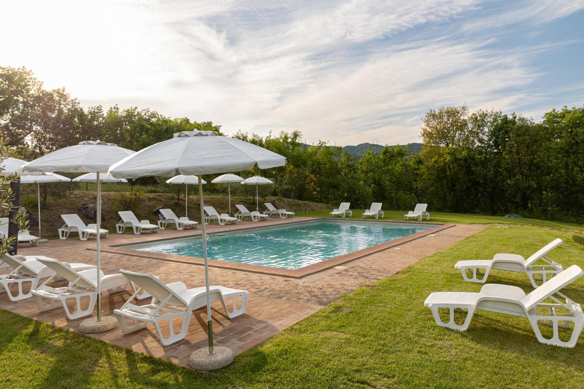 Relais Parco Del Subasio Villa Piano Delle Pieve Luaran gambar